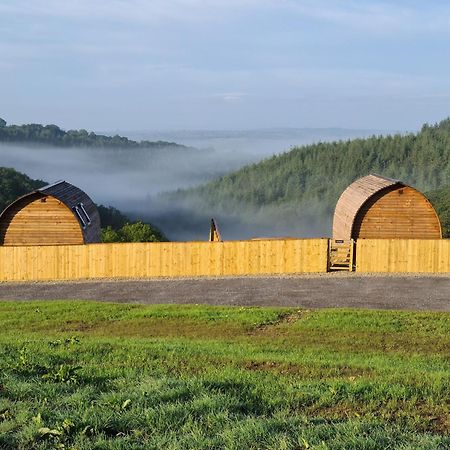 Rivendell Farm By Wigwam Holidays Carmarthen Exterior foto